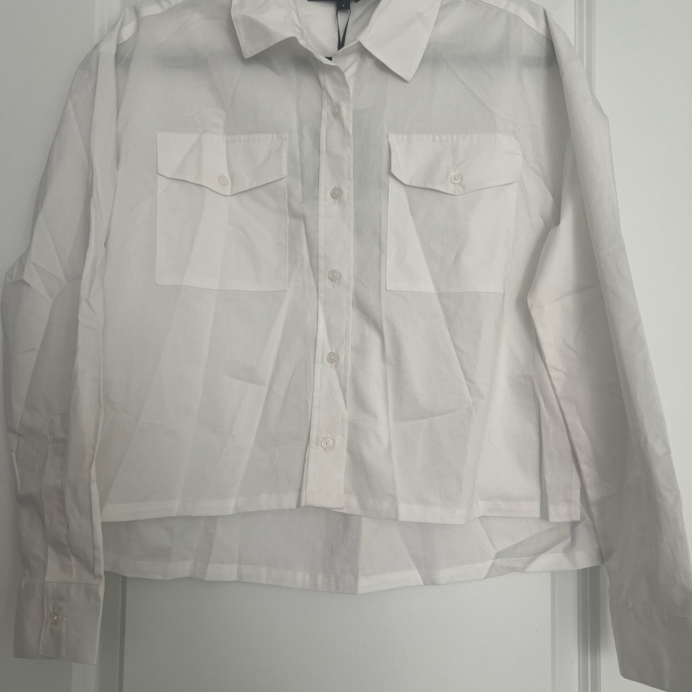 NWOT- DKNY BASIC WHITE BUTTON DOWN SHIRT - image 3